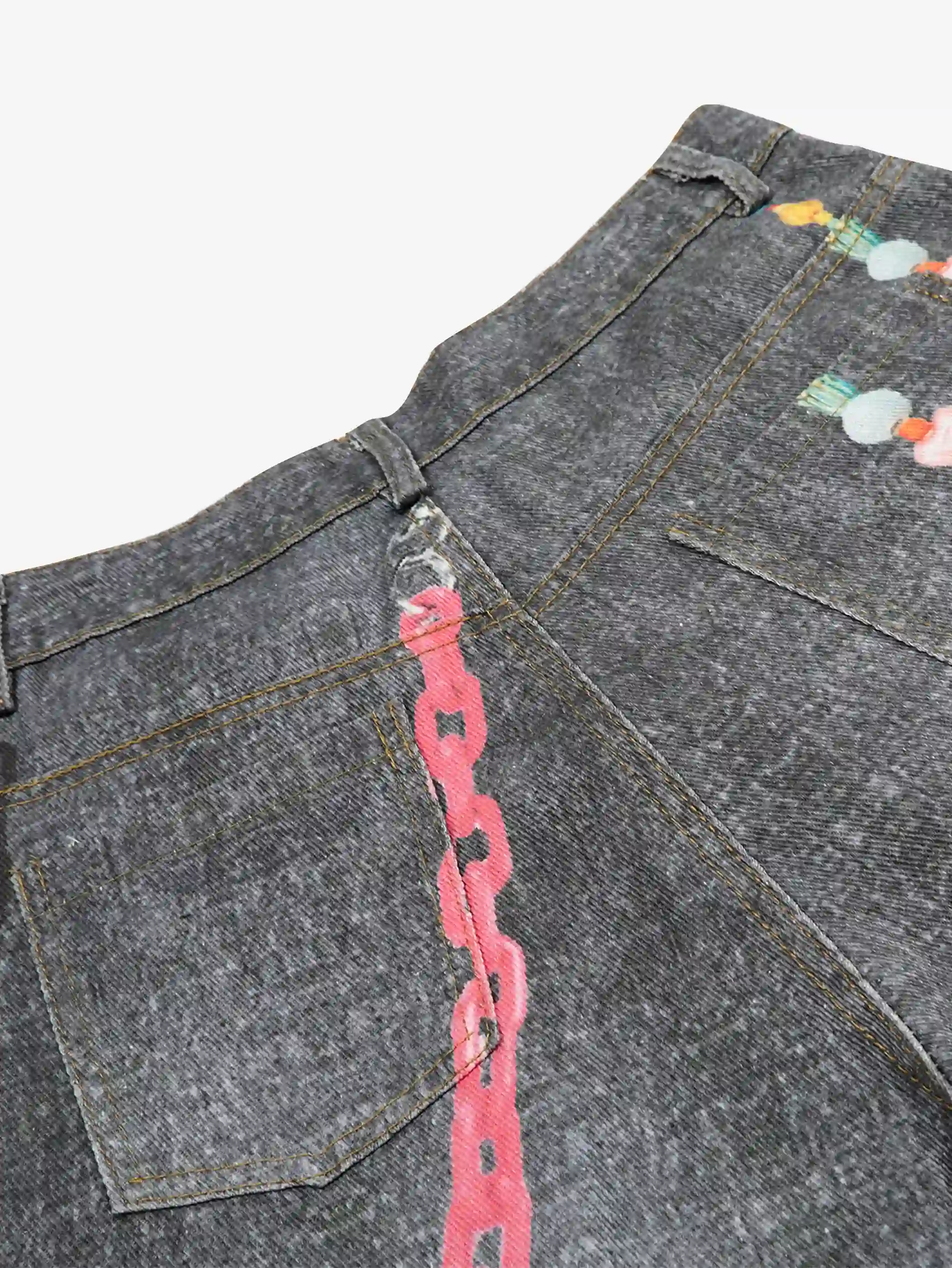 Graffiti Decorated Denim Shorts-S1058 - Image 4